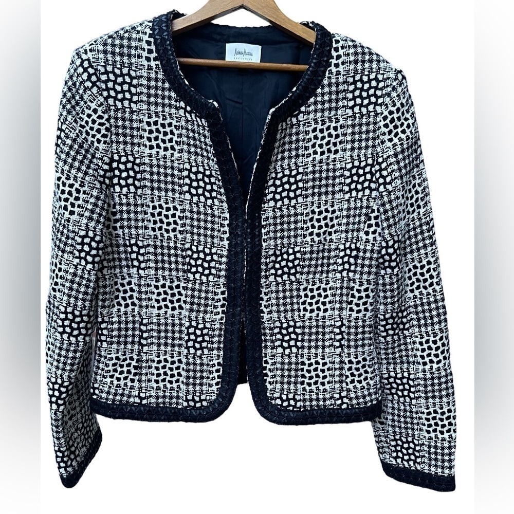 🔥🖤Gorgeous,rich Neiman Marcus wool blend/leather trim blazer size 12. Stunning